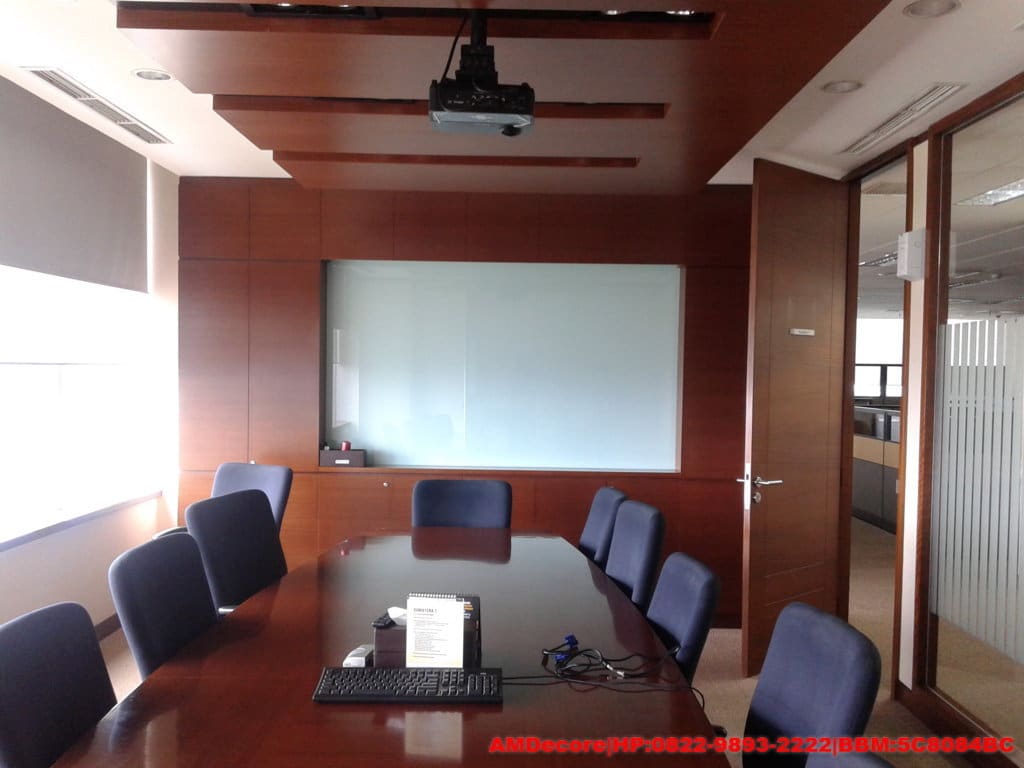 gambar renovasi-interior-kantor-trakindo-ruangan-meeting